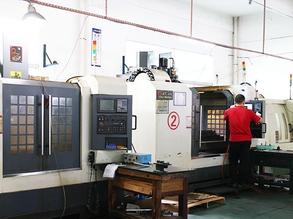 樂麒騰-車間生產