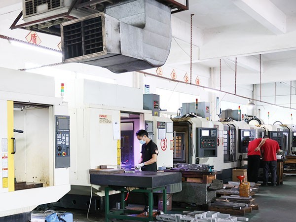 樂麒騰-生產車間