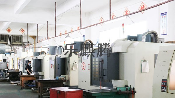 東莞電腦鑼加工廠的您應(yīng)當(dāng)去車間學(xué)些什么？