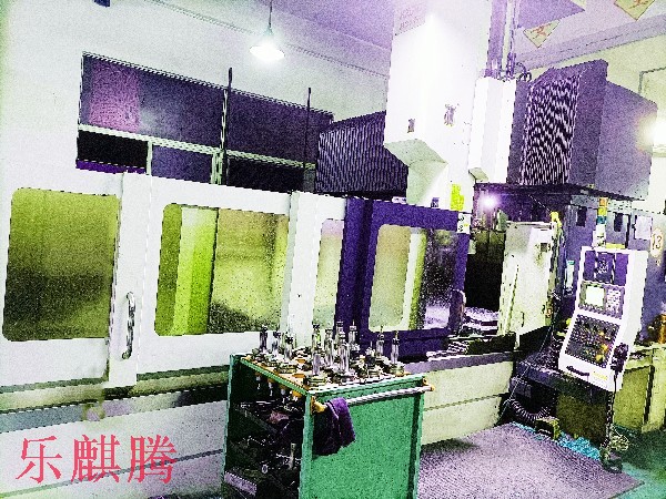 精密CNC加工中心配套設備齊全