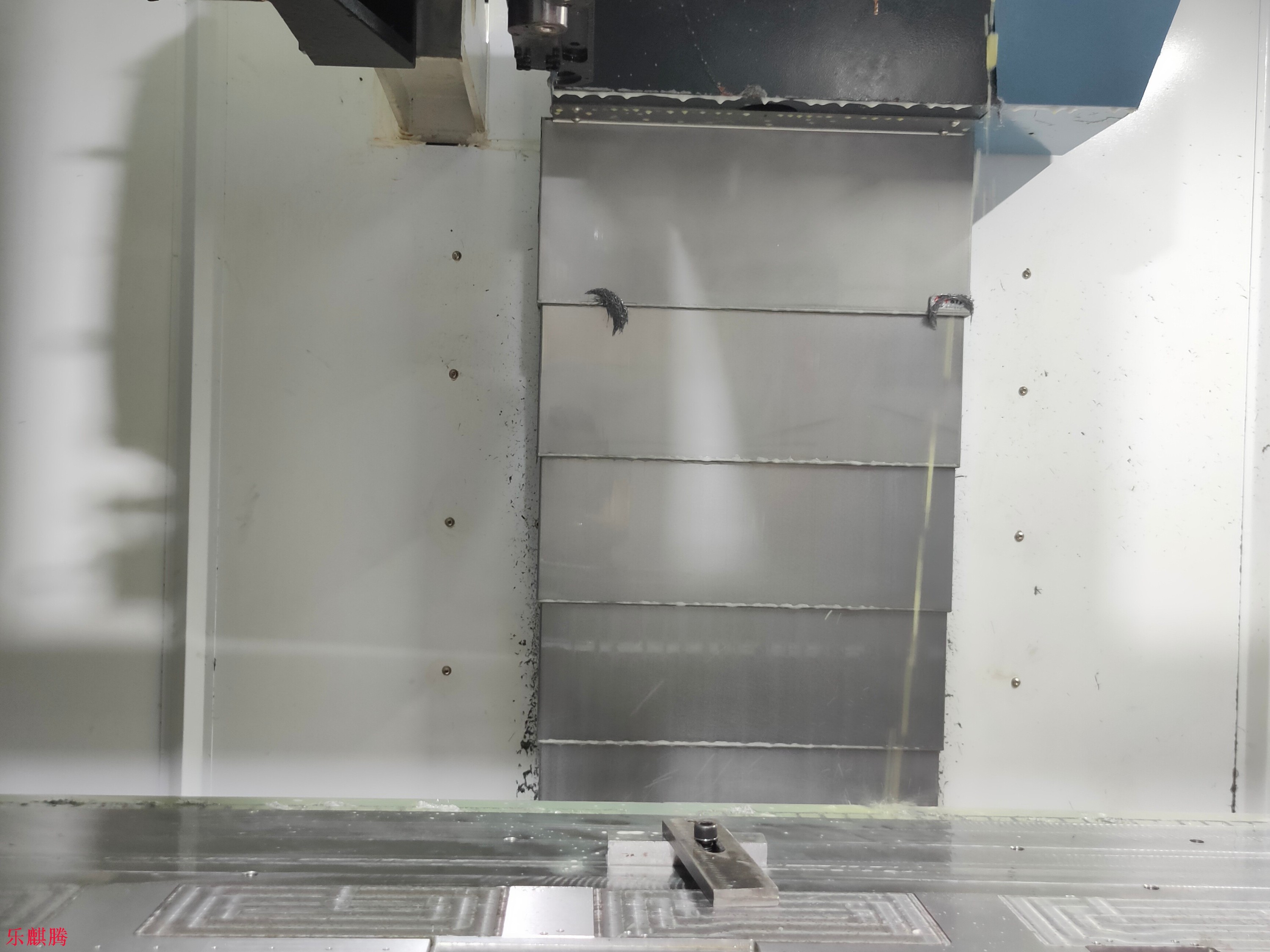 樂麒騰提醒您大型cnc加工有哪些注意事項？